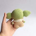 PDF-Crochet-Pattern-Baby-Yoda-Amigurumi-Tutorial-DIY-Alien-Crochet-Doll-Pattern-1-1.jpg