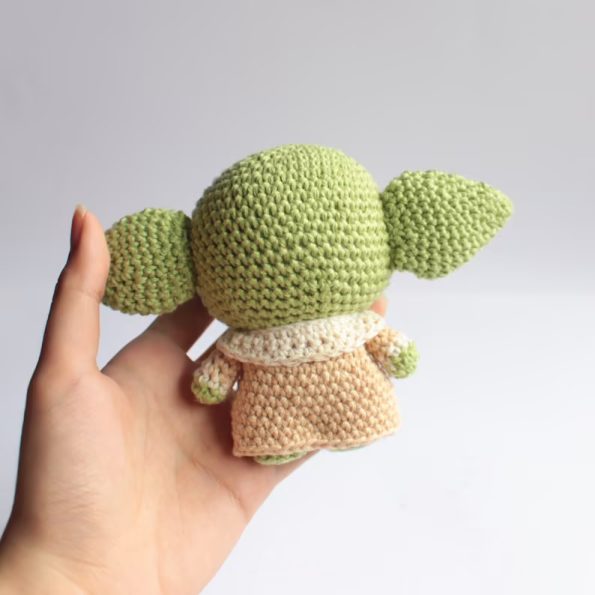 PDF Crochet Pattern Baby Yoda Amigurumi Tutorial DIY Alien Crochet Doll Pattern 1 1